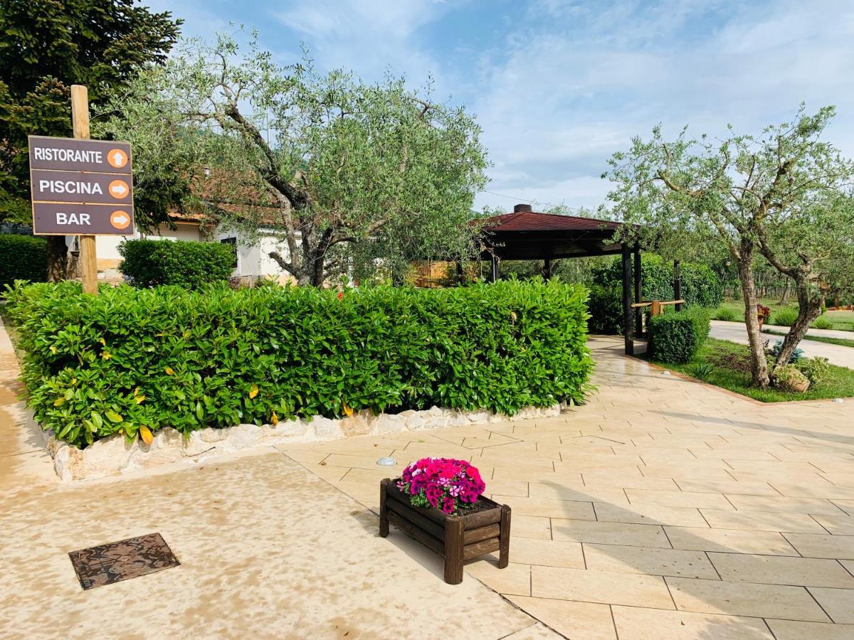 Agriturismo Il Castagneto Padula Exterior photo